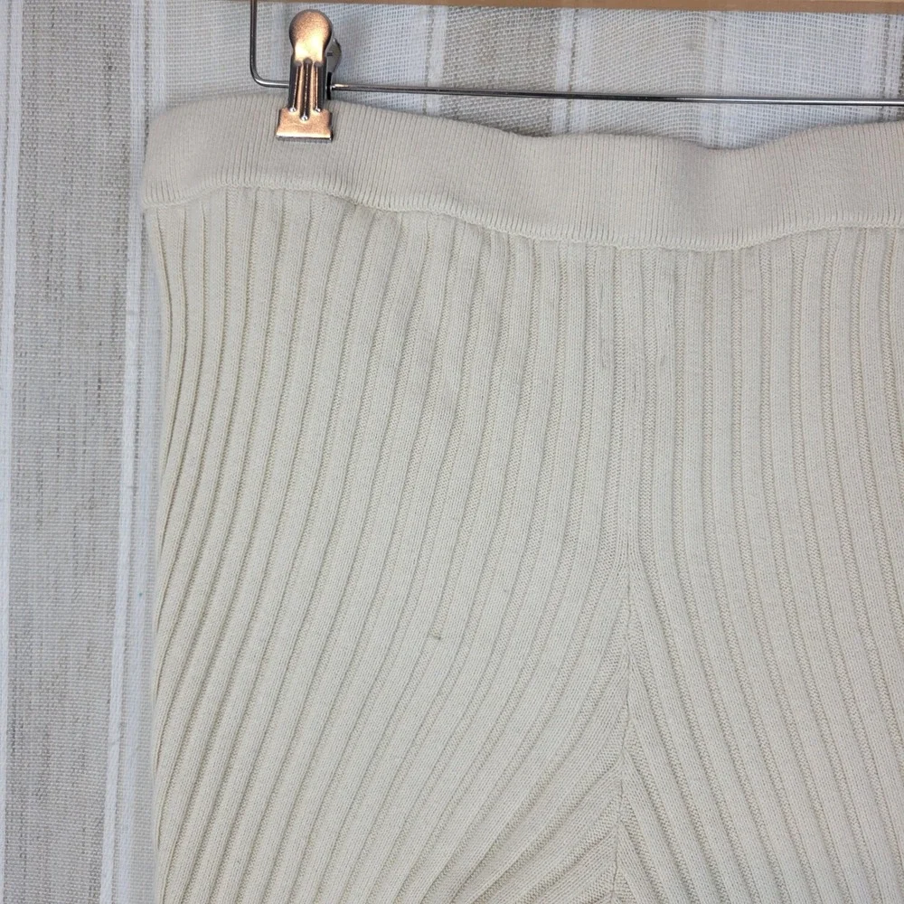 GAP Maternity Ribbed Matching Set - Picture 11 of 12